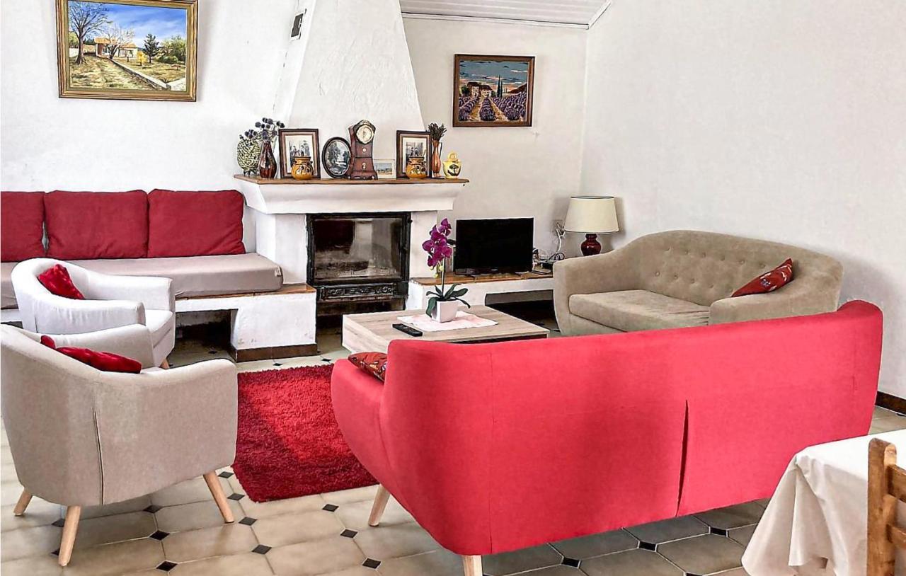 Stunning Home In Saint Trinit With 2 Bedrooms Sault-de-Vaucluse Zewnętrze zdjęcie